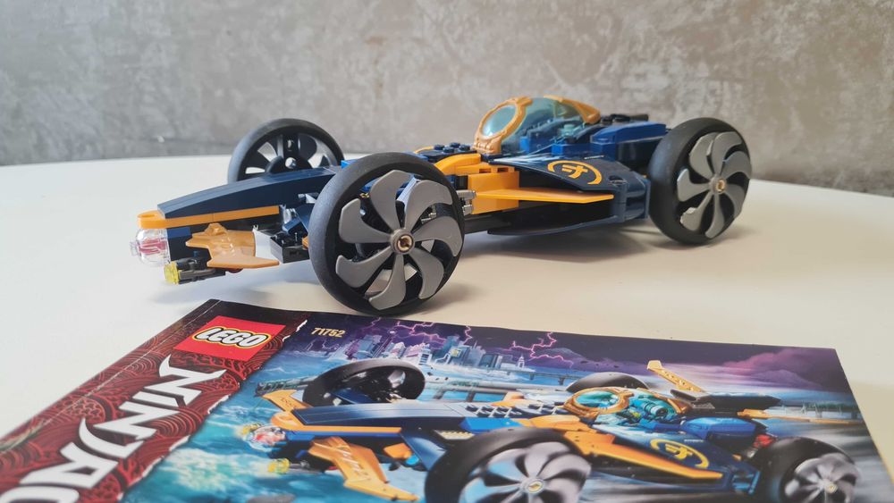 Lego Ninjago, Tehnic