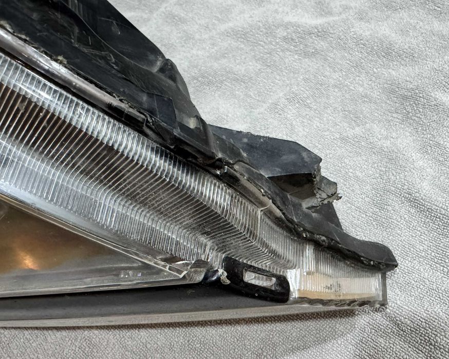 Фары BiLed Lexus RX 300