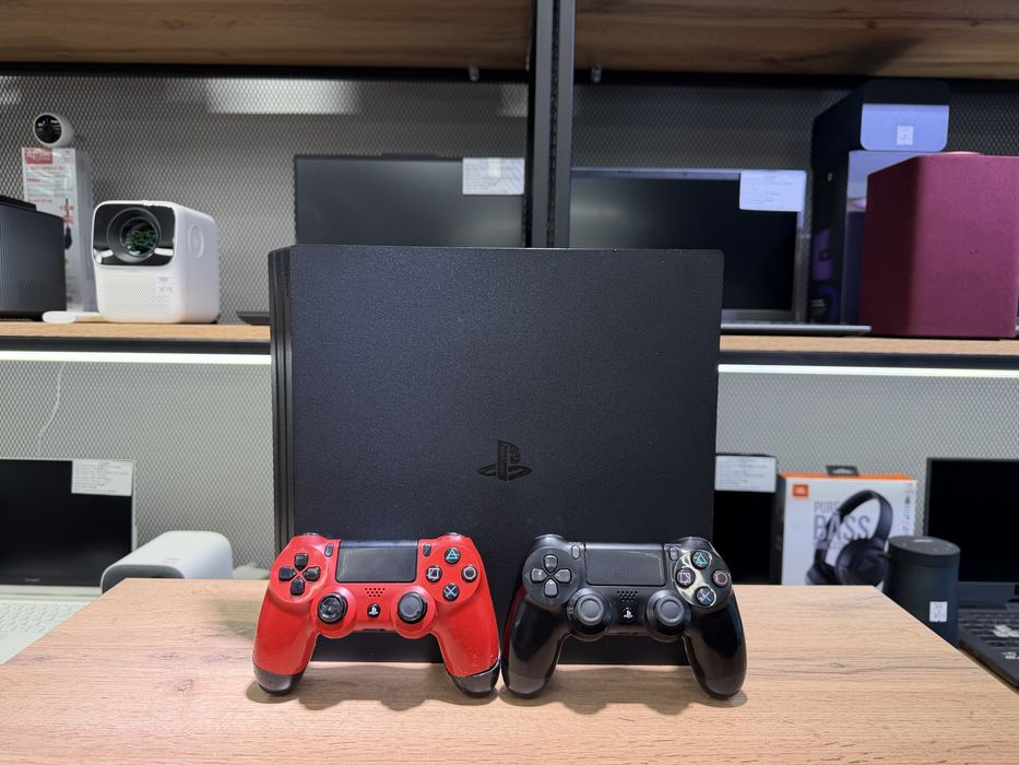 Sony PlayStation 4 Pro, 1 TB, версия 12.00, с играми, 1984/А10