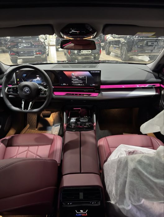 Bmw i5 35L nalichiyada