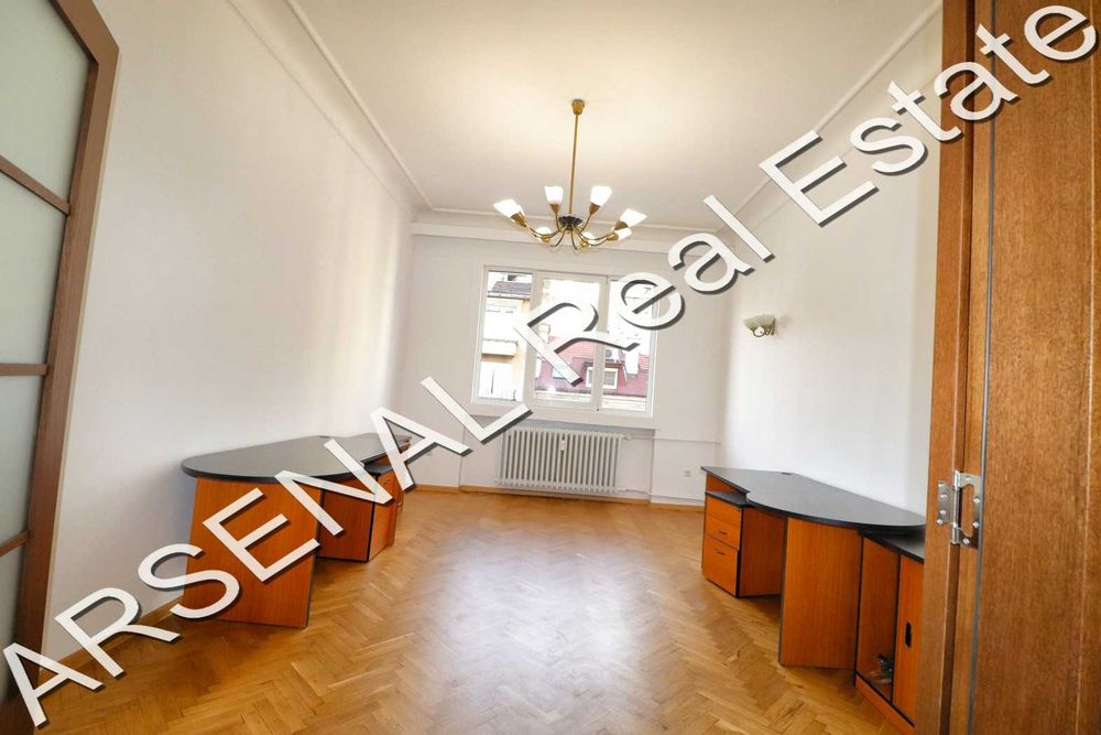 Дава се под наем Офис в София, Център - 135 кв.м за 1000 € - Снимка #10