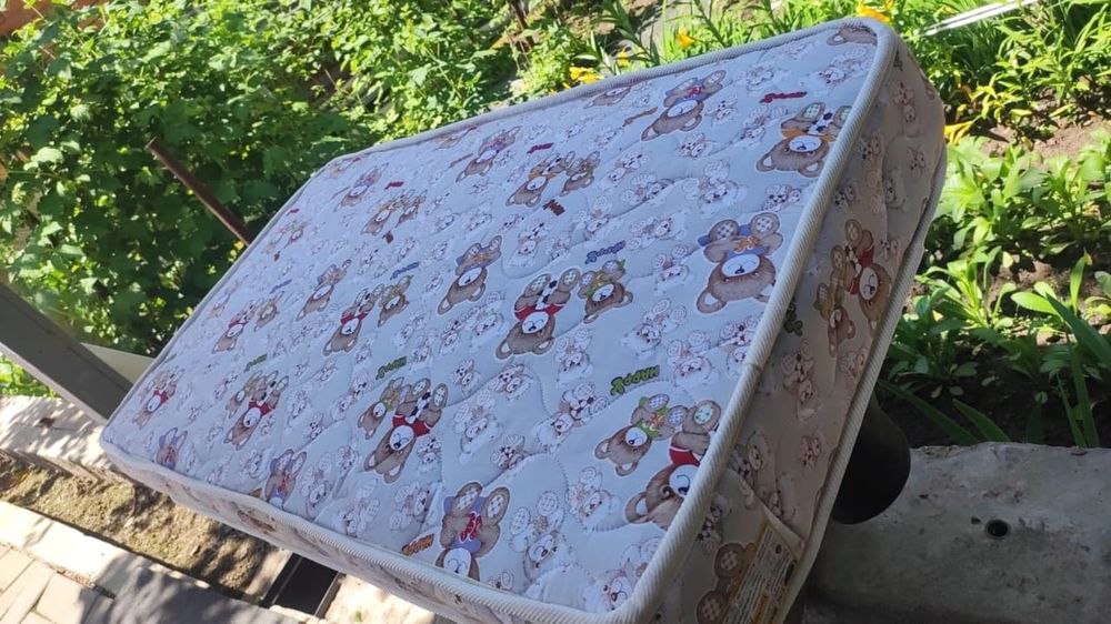 Матрац детский продам