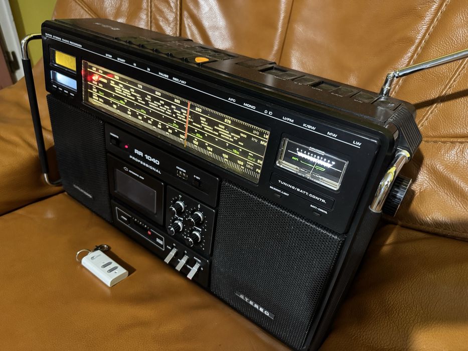 Radiocasetofon Grundig RR1040-Profesional