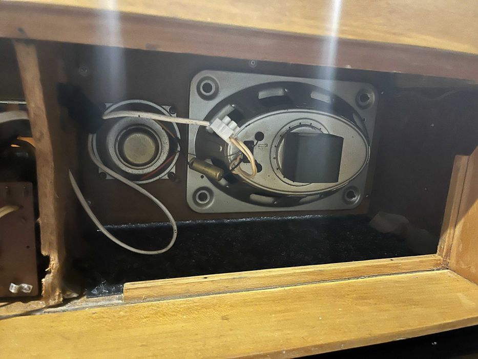 Braun  PKG  5-81  radio/pickup  stereo  pe   lampi