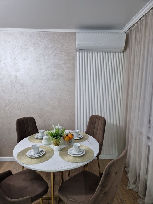 Сдается 2- х комн. люкс квартира