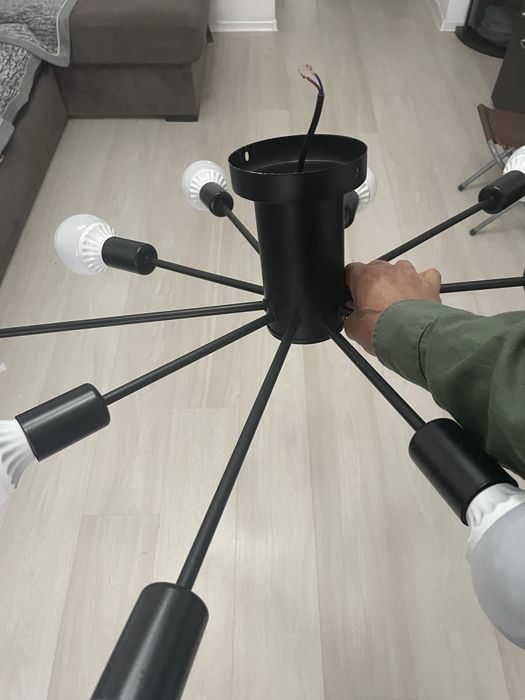 Продам стильную люстру