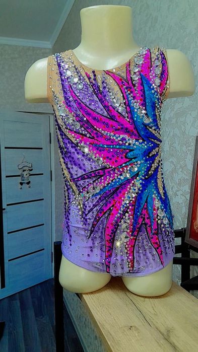 Пошив прокат  и продажа  готовых купальников для .гимнастики