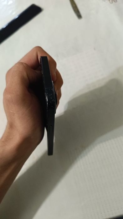 Продам айфон 13 на 128гб