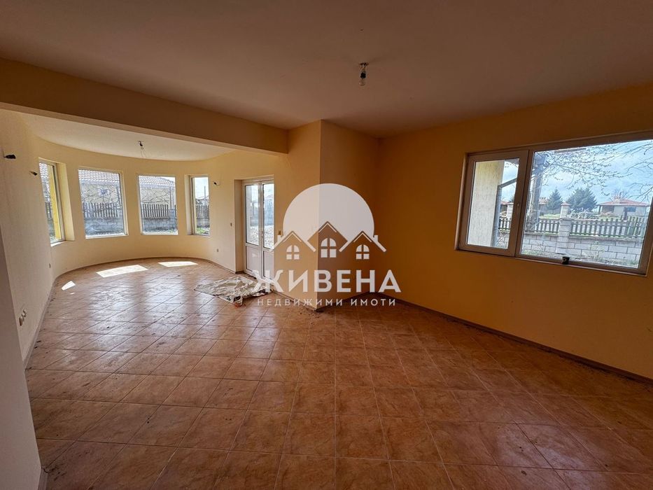 Продава къща в с.Соколово, площ 138 кв.м