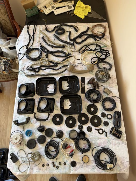 Ретро телефони за реставрация