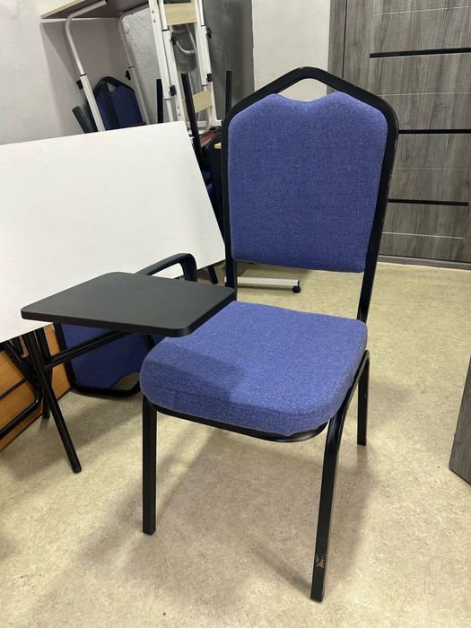 Мебель офисная столы и стулья