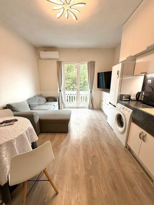 Дава се под наем Тристаен апартамент в Варна, Гръцка махала - 77 кв.м за 1097.01 € - Снимка #5