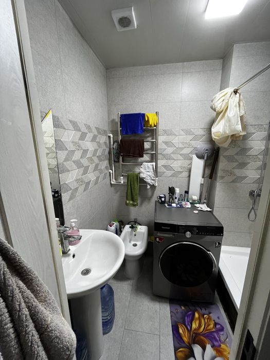 Продается 4х комнатная квартира, Юнусабад 15-кв