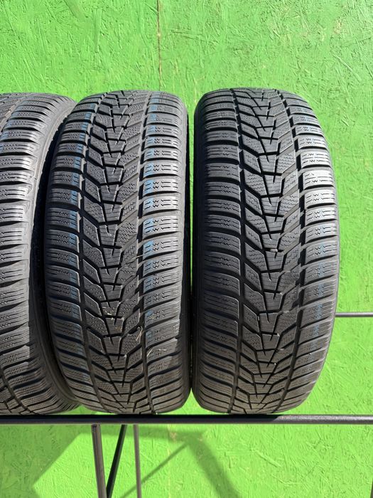 215/60/17 M+S HANKOOK DOT 2821 Stare EXCELENTA