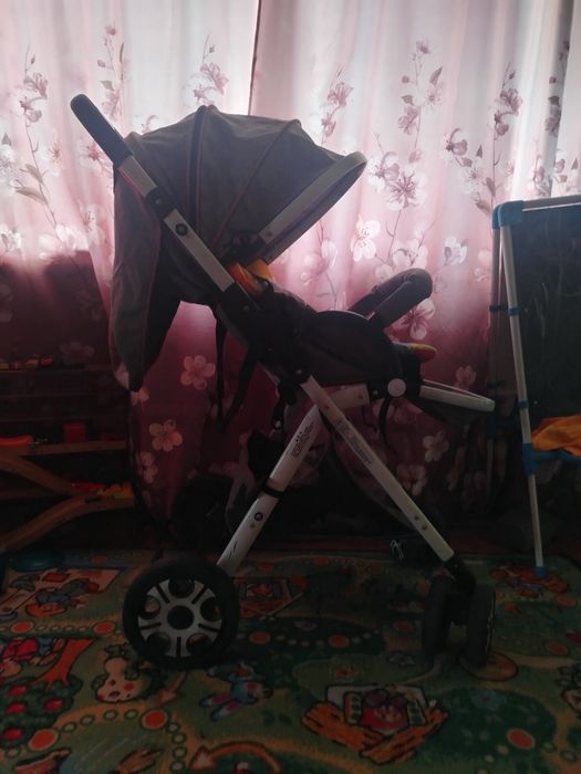 Продам детскую коляску