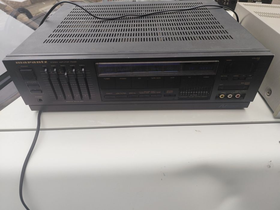 Продавам усилватели .