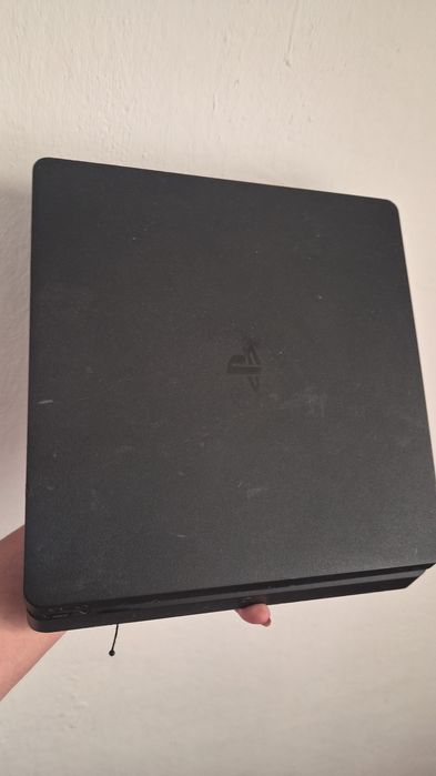 PS4,încărcător manete si 1 maneta