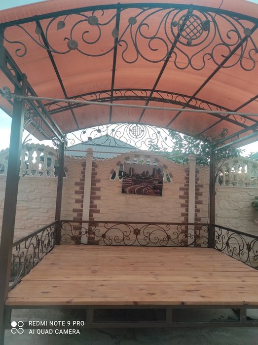 Продаётся топчан. Уют для вашего двора.