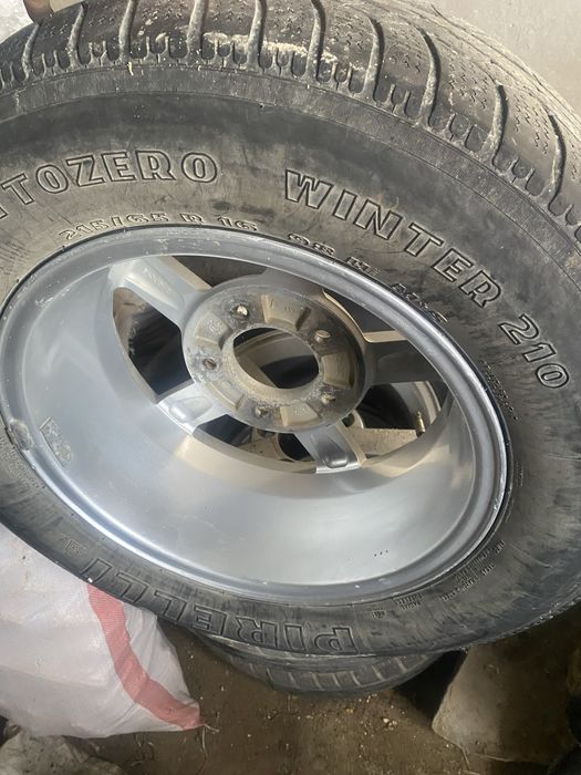 Нива титанка покришкасымен