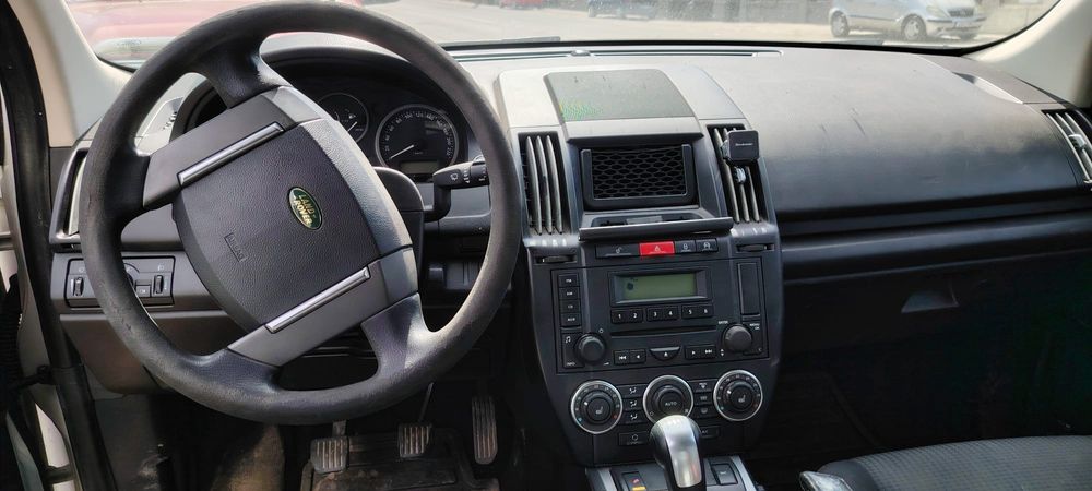 Vând Land Rover Freelander