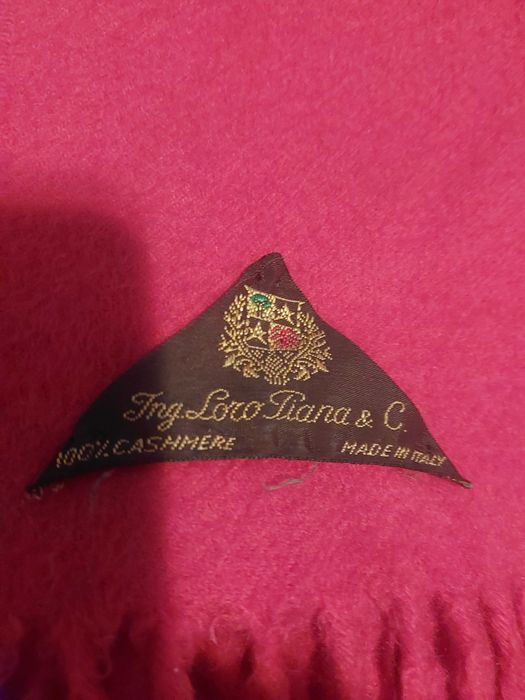 Loro piana Grande Unita scarf Original Два шала от 100% Кашмир.