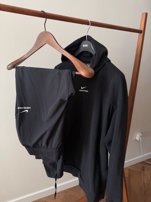 Eкип Nike Pro XL