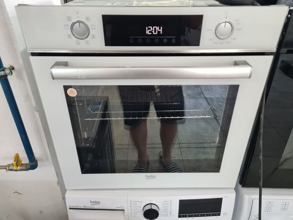Cuptor Beko NOU A+++