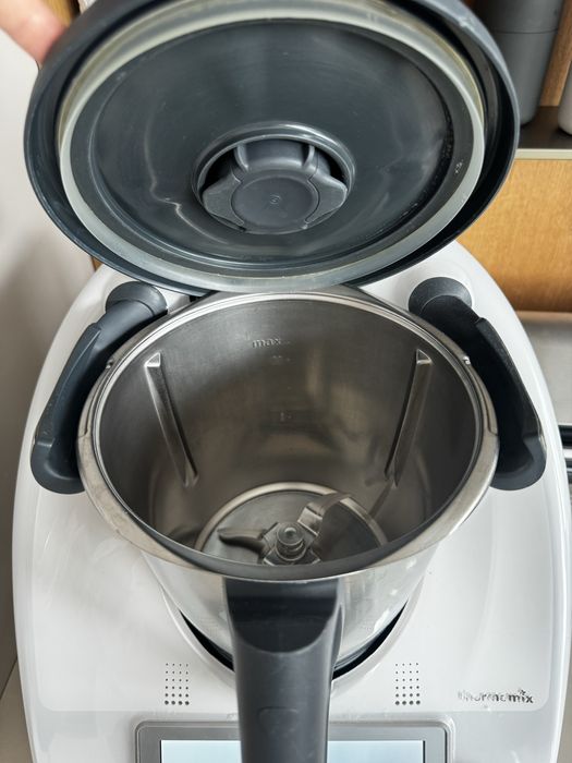 Thermomix TM6 original + accesorii complete