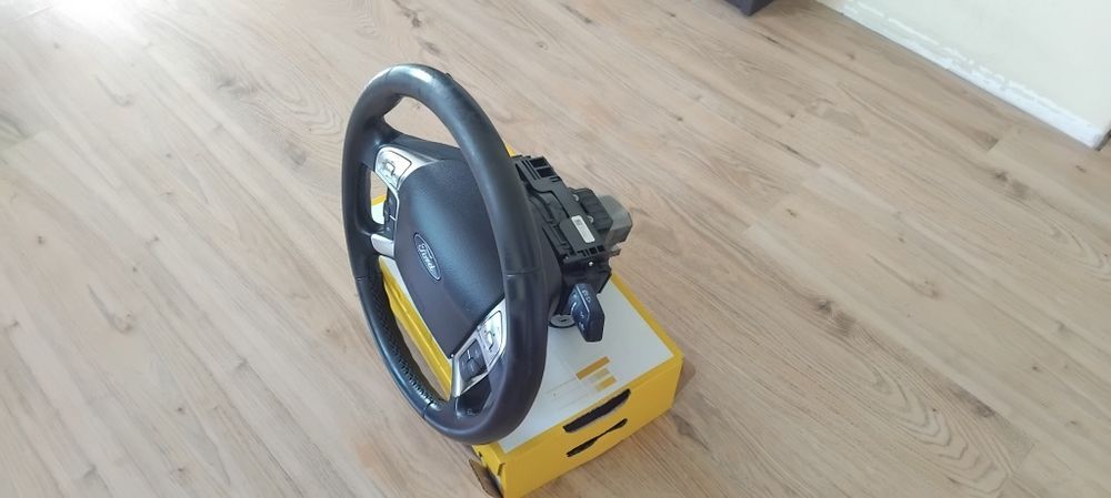 Продавам мултифункционален волан с аербег airbag и лентов кабел + лост