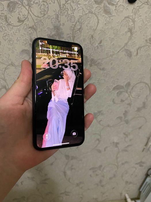 Продам iPhone 11 pro в хорошем состоянии