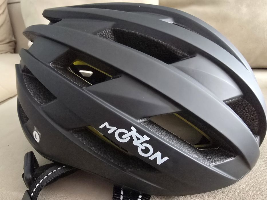 Вело шлем с Mips