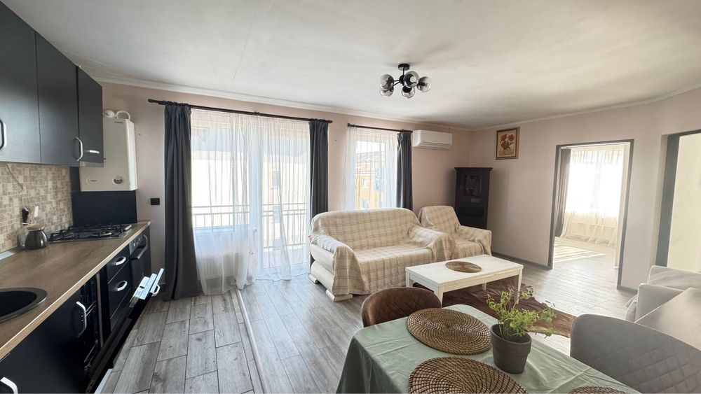 Apartament 3 camere si 2 parcari zona Terra