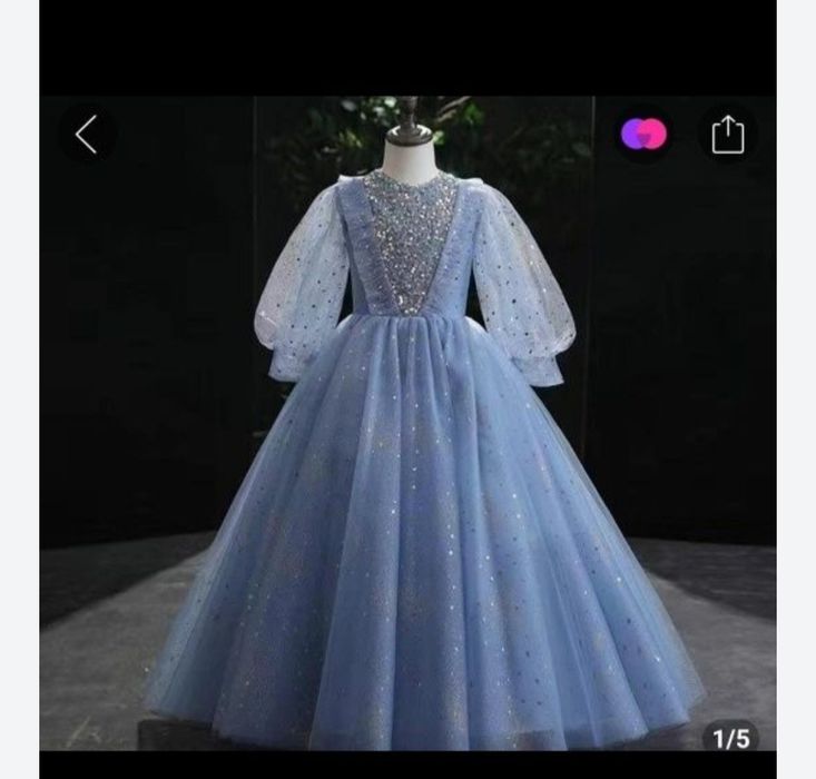 Платье 8000 туфли 5000