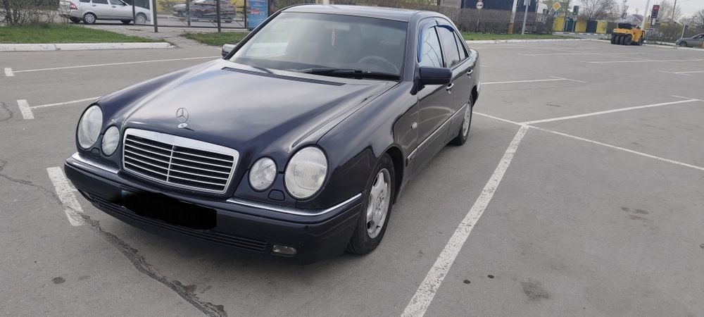 Продам Мерседес 210