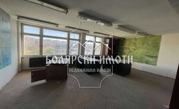 Продава се Офис в Велико Търново, Център - 433 кв.м за 539 €/кв.м - Снимка #3