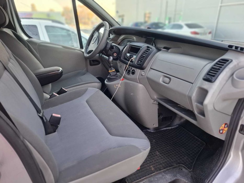 Opel Vivaro 1.9 CDTI - 3 locuri - Diesel