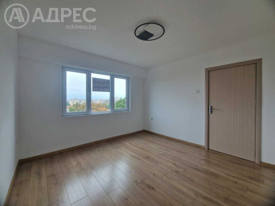 Двустаен апартамент, Родина 2, 61 кв.м., ет. 6/8, след ремонт