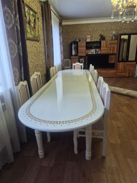 Продам стол со стульями