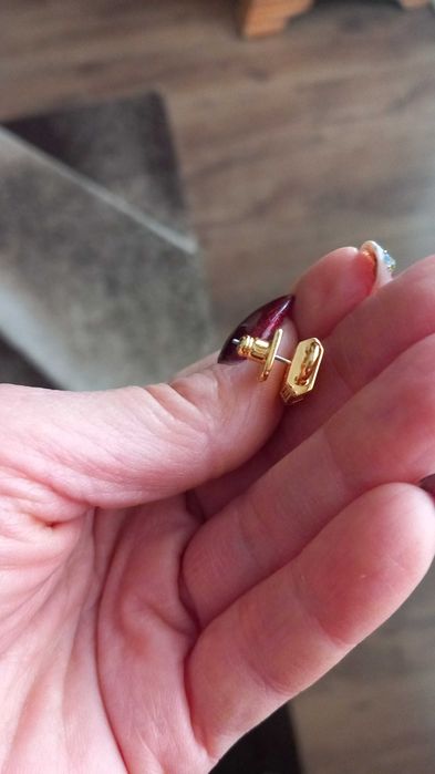 Обеци.  катинарче