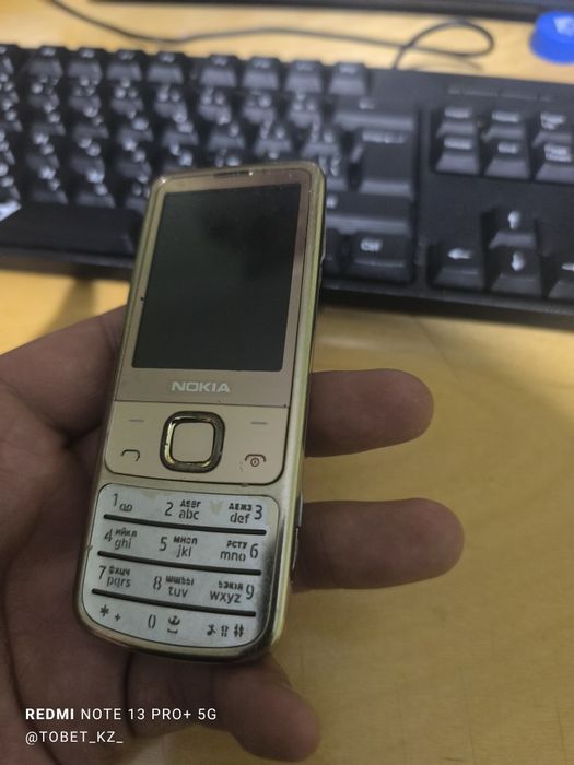 Nokia 6700, 3310, E72