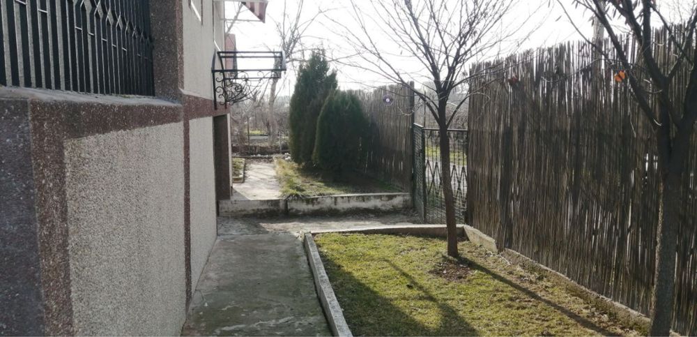 Продается своя дача