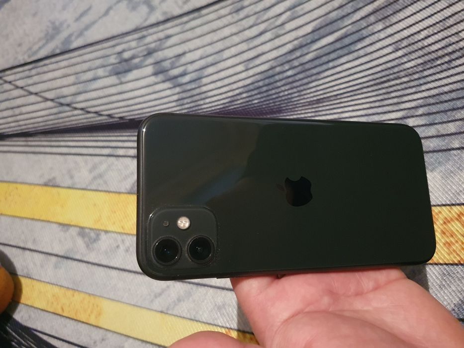 Айфон 11 в идеальном состоянии
