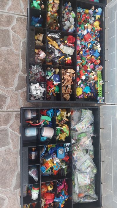 Vand jucarii kinder