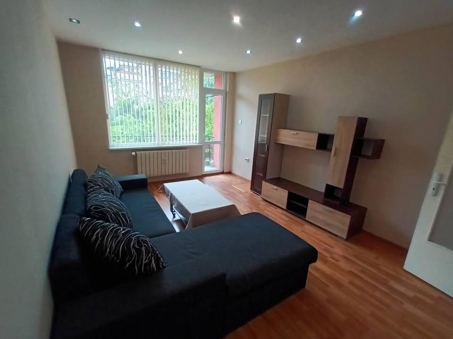 Дава се под наем Двустаен апартамент в София, Люлин 2 - 60 кв.м за 400 € - Снимка #1