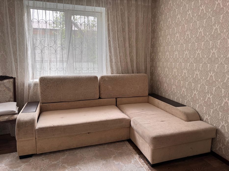 Продам Диван для гостиной