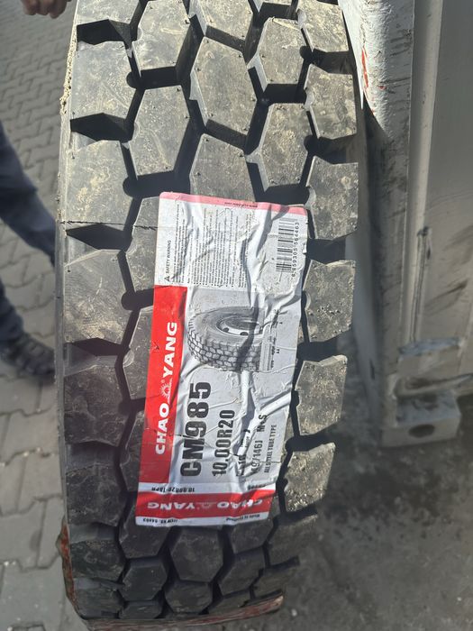 Шигы на Казма Зил 10.00R20 18 слой Китай 24 г