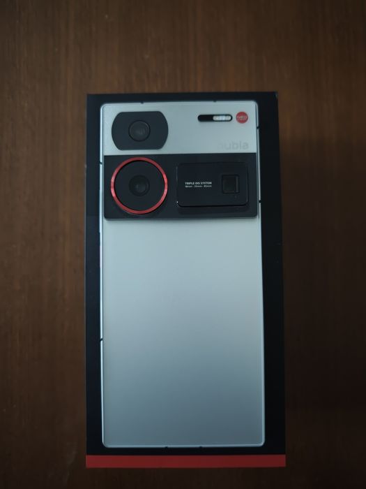 ZTE / Nubia Z60 ULTRA