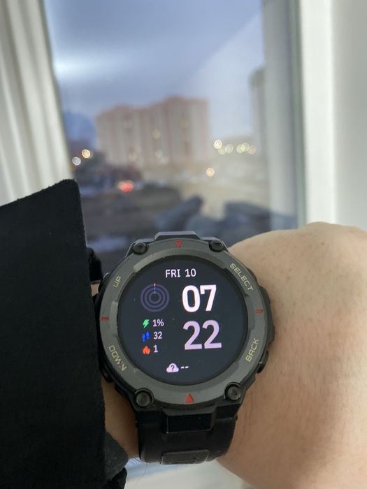 Смарт часы Amzfit