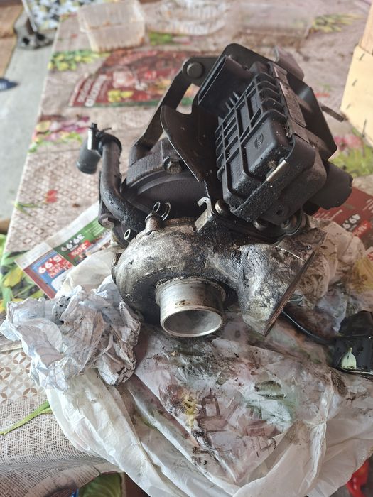 Turbina bmw e60 520D