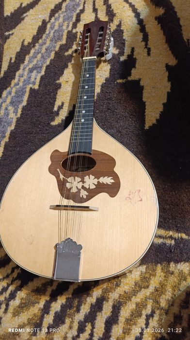 Mandolină  în stare foarte buna